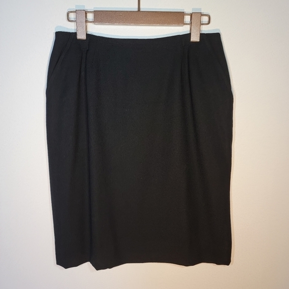 EVAN-PICONE petits Vintage 100% wool skirt. Black. Small/Medium - Picture 3 of 9